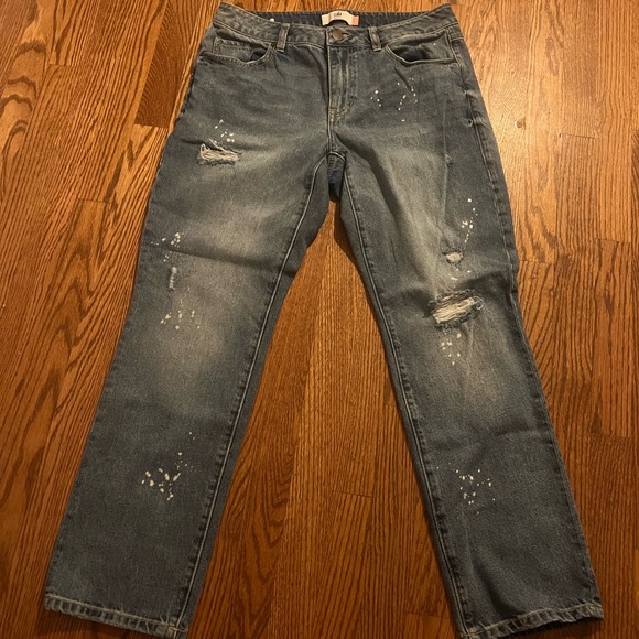 Cabi distressed jeans size 6 - Picture 3 of 6